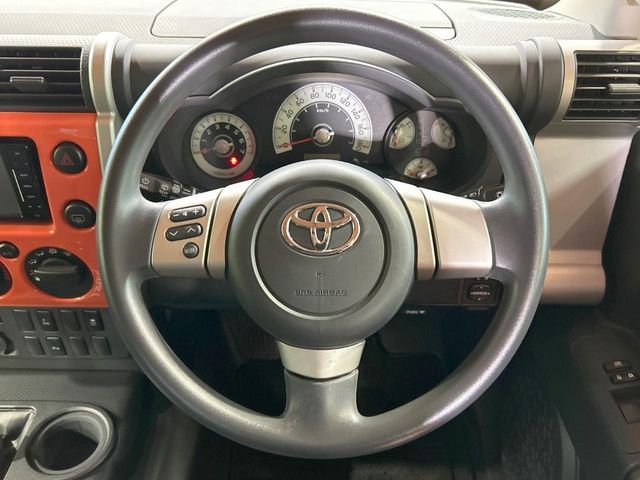 TOYOTA FJ CRUISER 4WD 2013