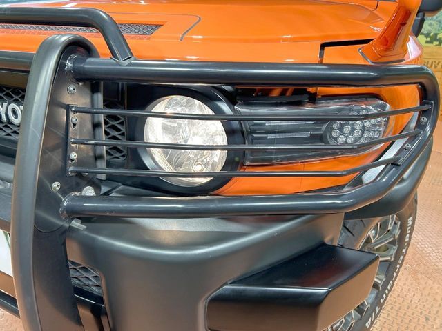 TOYOTA FJ CRUISER 4WD 2013