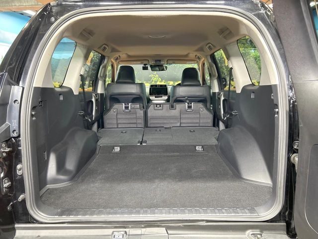 TOYOTA LANDCRUISER PRADO 2022