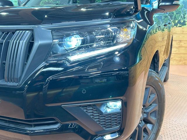 TOYOTA LANDCRUISER PRADO 2022