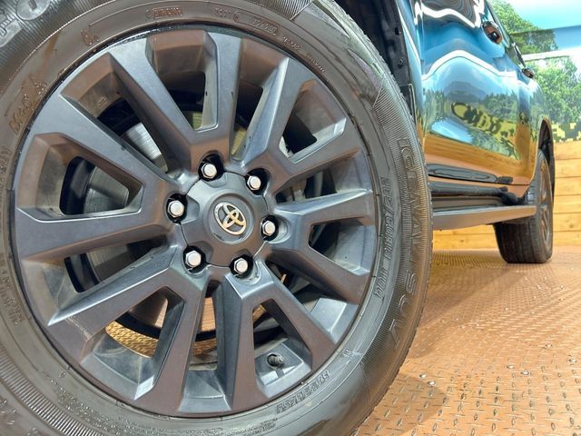 TOYOTA LANDCRUISER PRADO 2022