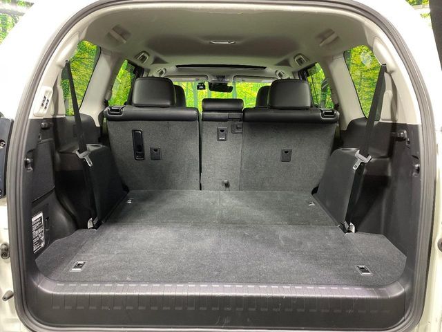 TOYOTA LANDCRUISER PRADO 2023