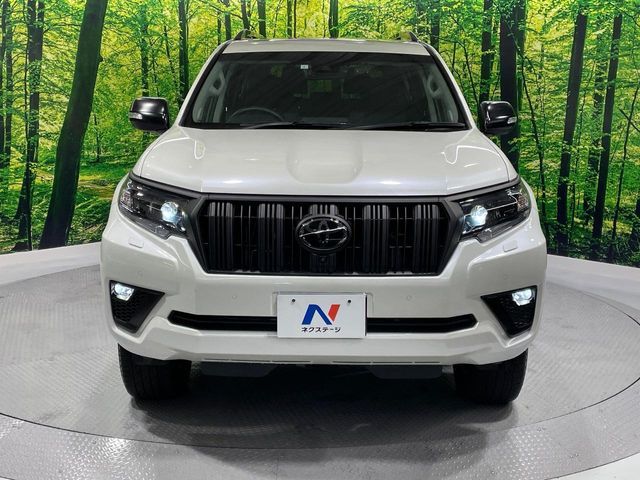 TOYOTA LANDCRUISER PRADO 2023