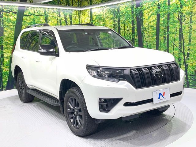TOYOTA LANDCRUISER PRADO 2023