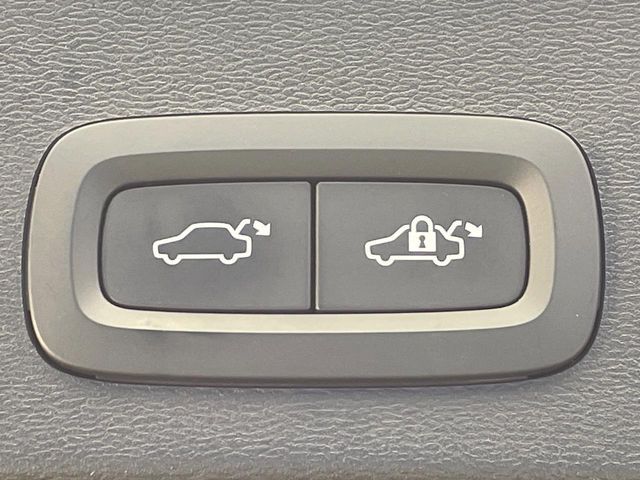 VOLVO VOLVO XC40 2018