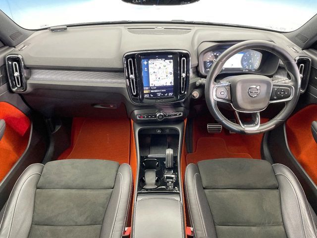 VOLVO VOLVO XC40 2020