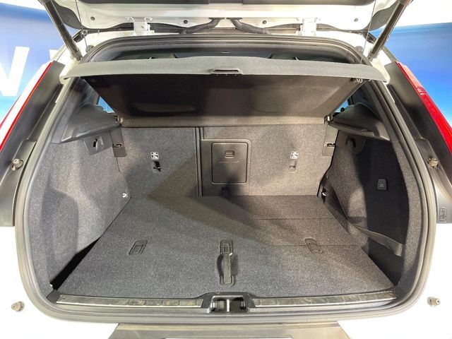 VOLVO VOLVO XC40 2020