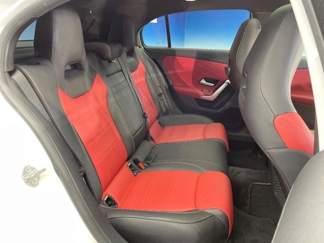 MERCEDES BENZ MERCEDES BENZ A class 2019