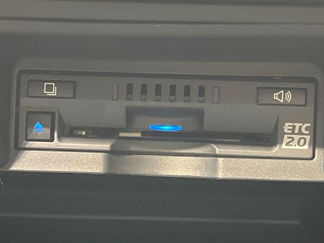 TOYOTA CROWN sedan 2018