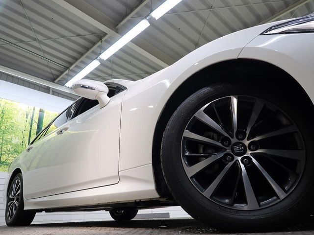 TOYOTA CROWN sedan 2019