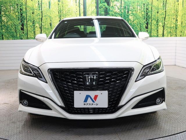 TOYOTA CROWN sedan 2019