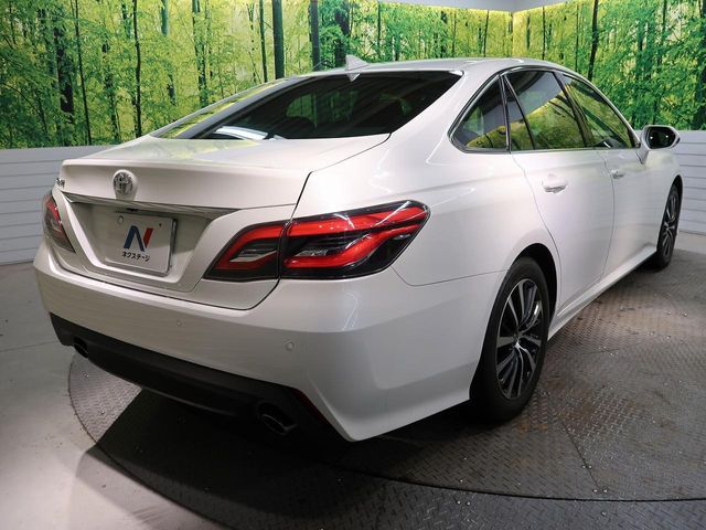 TOYOTA CROWN sedan 2019