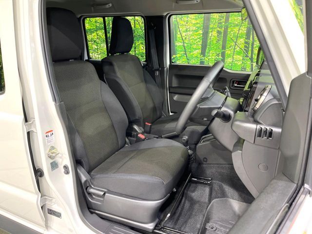 SUZUKI JIMNY NOMADE 2025