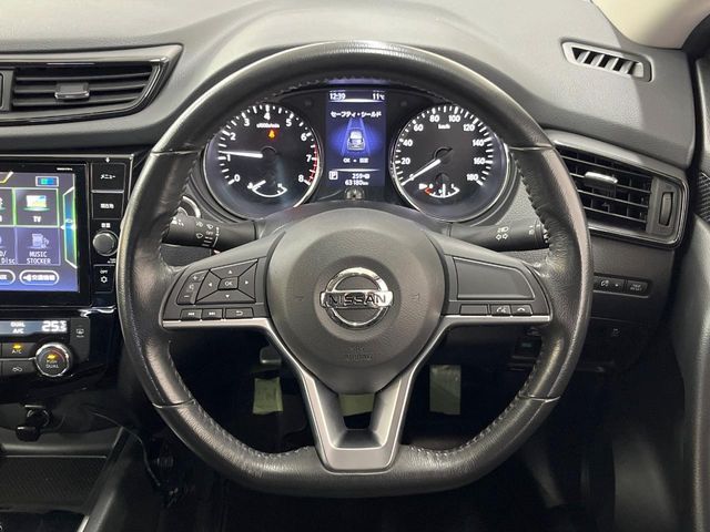 NISSAN X-TRAIL 2WD 2017