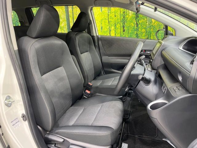 TOYOTA SIENTA HYBRID 2022