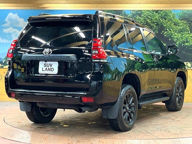 TOYOTA LANDCRUISER PRADO 2023