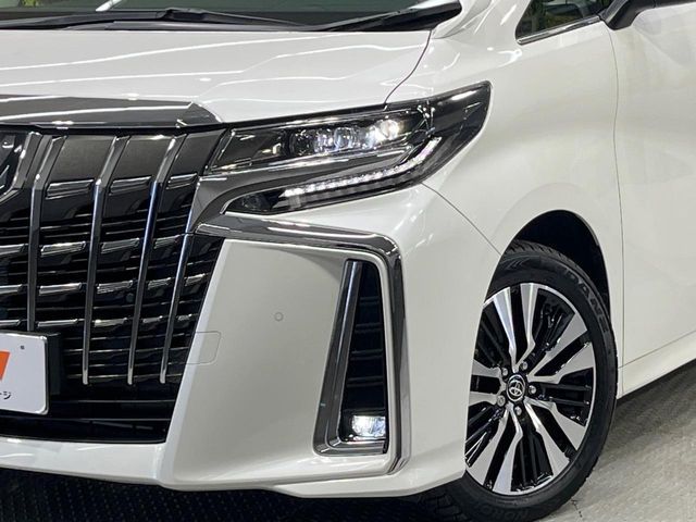 TOYOTA ALPHARD 2022