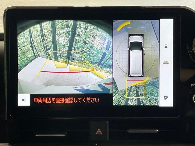 TOYOTA VOXY HYBRID 2022