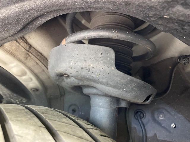 TOYOTA VOXY HYBRID 2022