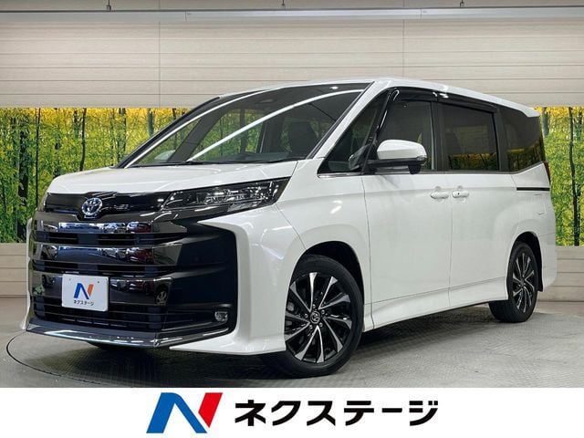 TOYOTA NOAH HYBRID 2024