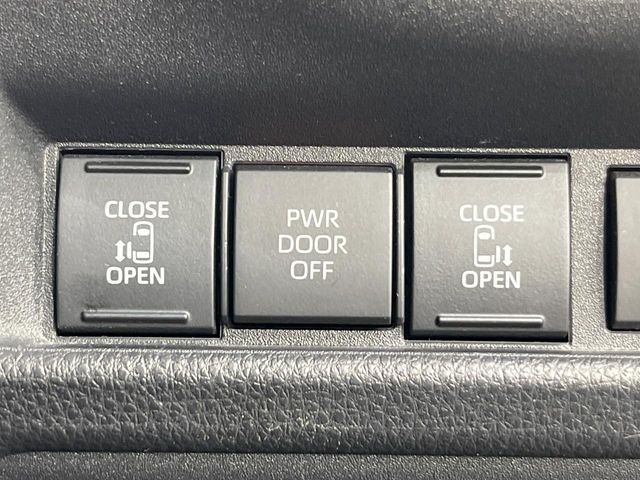 TOYOTA SIENTA HYBRID 2023