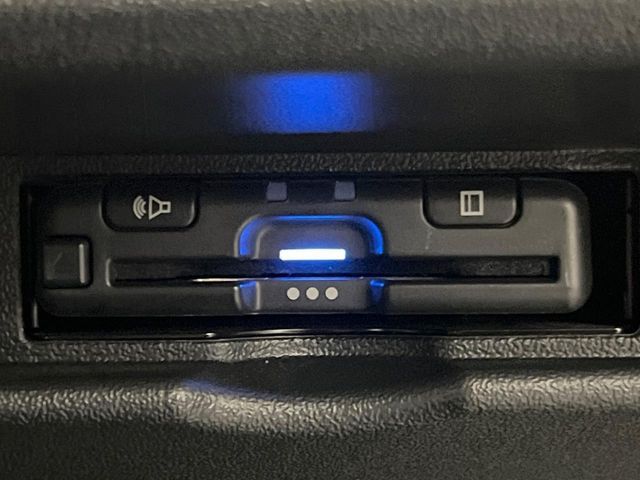 TOYOTA HIACE van 2WD 2024