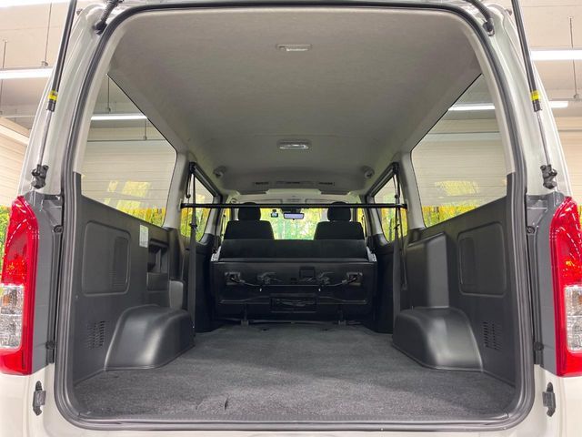 TOYOTA HIACE van 2WD 2024