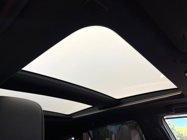 TOYOTA HARRIER HYBRID 2023