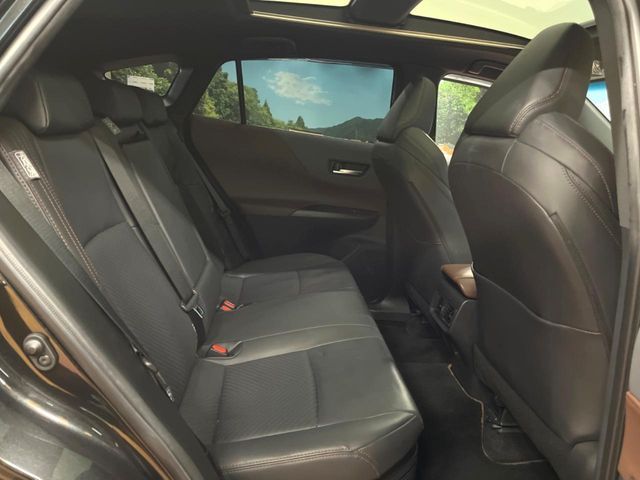 TOYOTA HARRIER HYBRID 2023