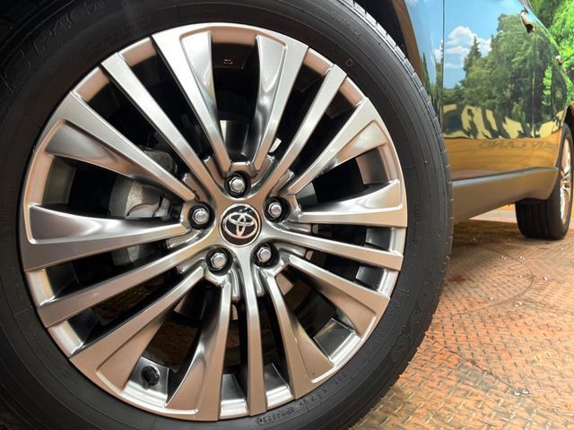 TOYOTA HARRIER HYBRID 2023