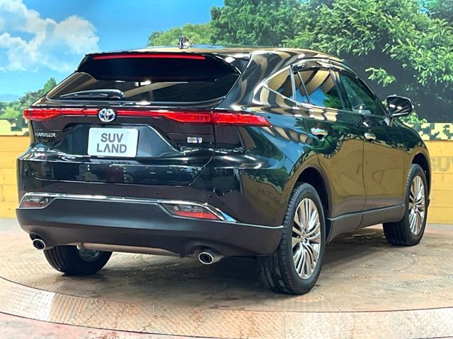 TOYOTA HARRIER HYBRID 2023
