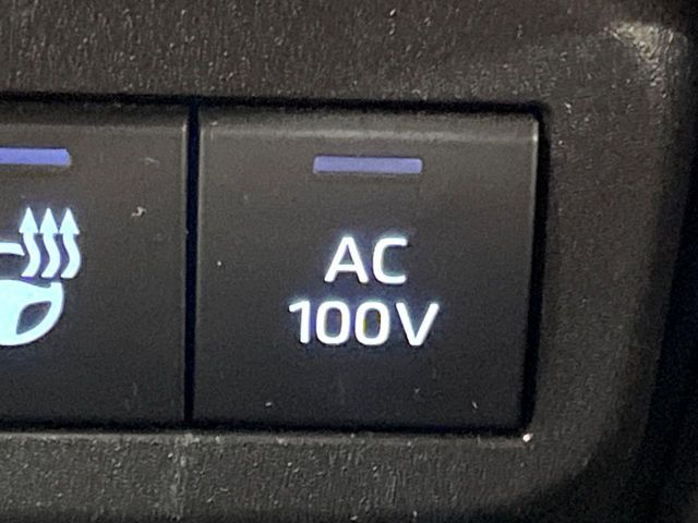 TOYOTA SIENTA HYBRID 2023