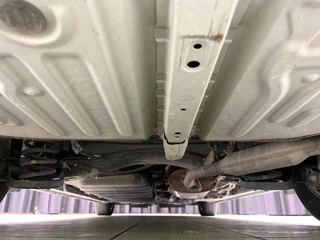 TOYOTA ESQUIRE HYBRID 2017