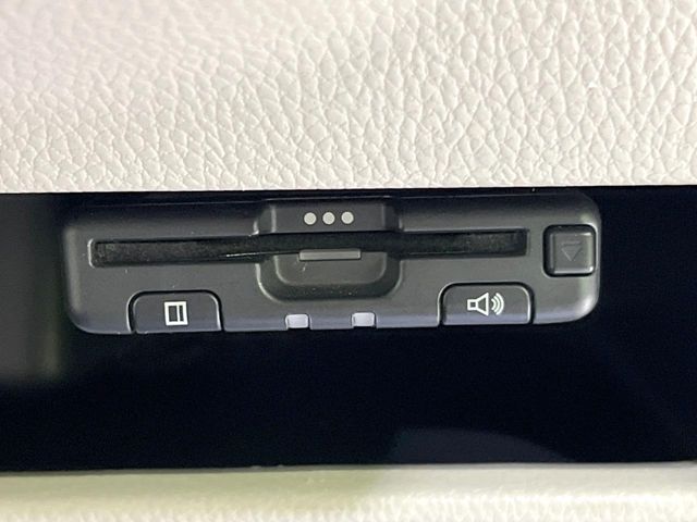 MITSUBISHI eK SPACE 2016