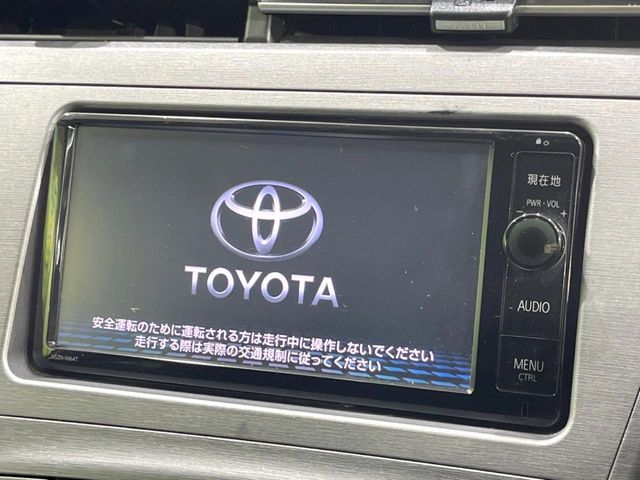 TOYOTA PRIUS 2014