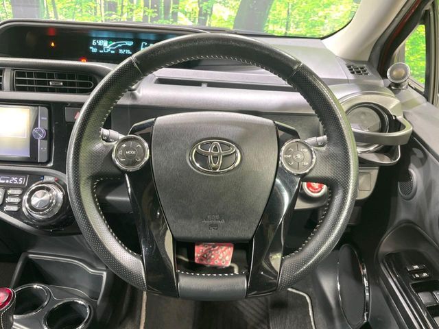 TOYOTA AQUA 2014