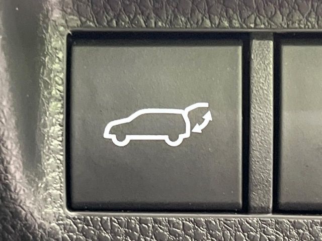 TOYOTA RAV4 4WD 2023