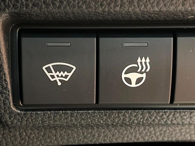 TOYOTA COROLLA CROSS HYBRID 2025