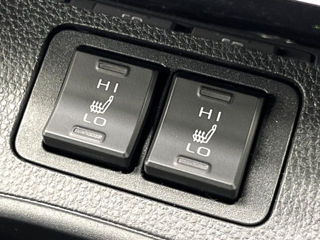 TOYOTA COROLLA CROSS HYBRID 2025