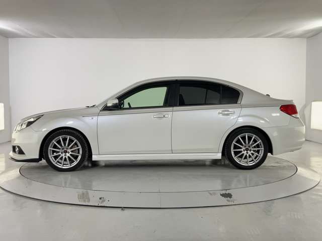 SUBARU LEGACY B4 2012