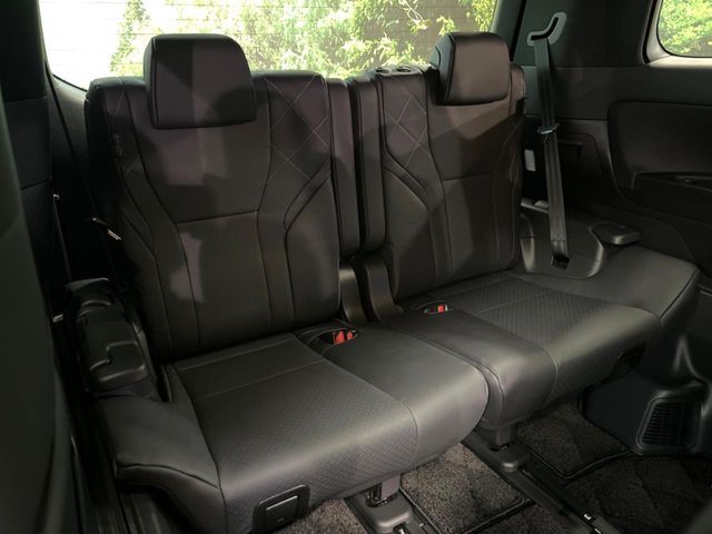 TOYOTA VELLFIRE  HYBRID 2025