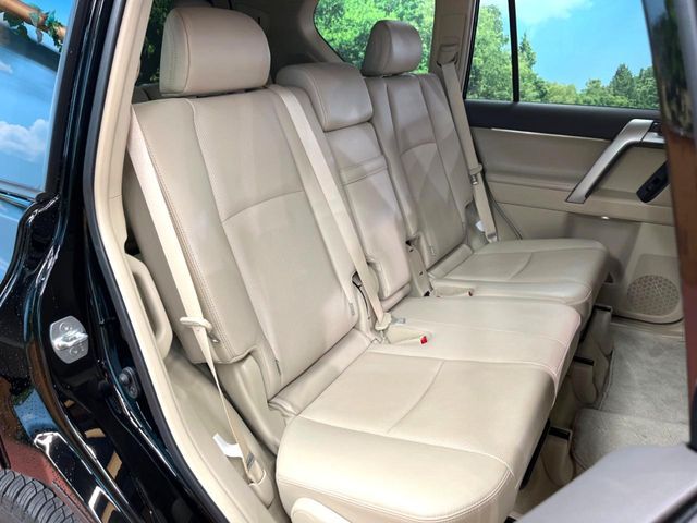 TOYOTA LANDCRUISER PRADO 2023