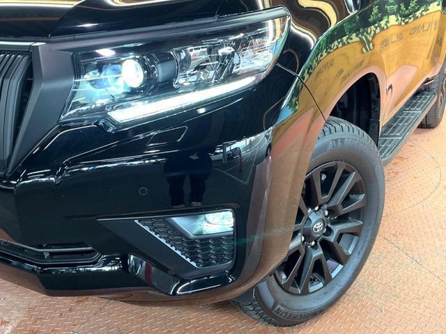 TOYOTA LANDCRUISER PRADO 2023