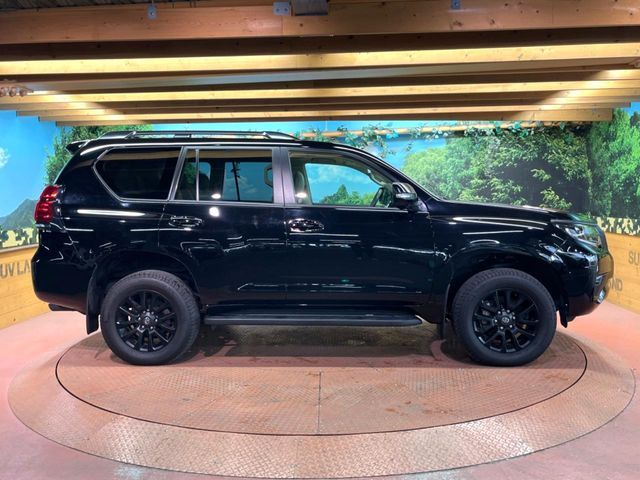 TOYOTA LANDCRUISER PRADO 2023