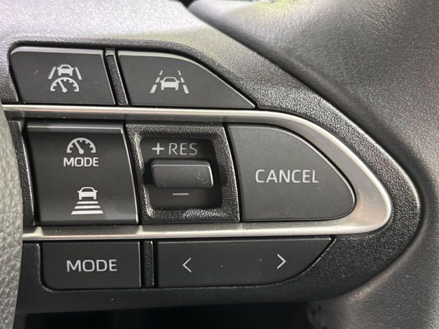 TOYOTA NOAH HYBRID 2022