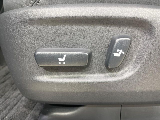 TOYOTA LANDCRUISER PRADO 2023