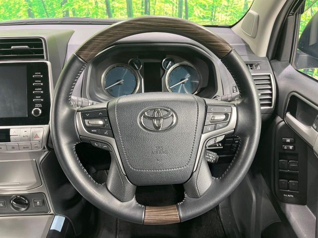 TOYOTA LANDCRUISER PRADO 2023