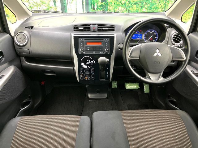 MITSUBISHI eK custom 2013