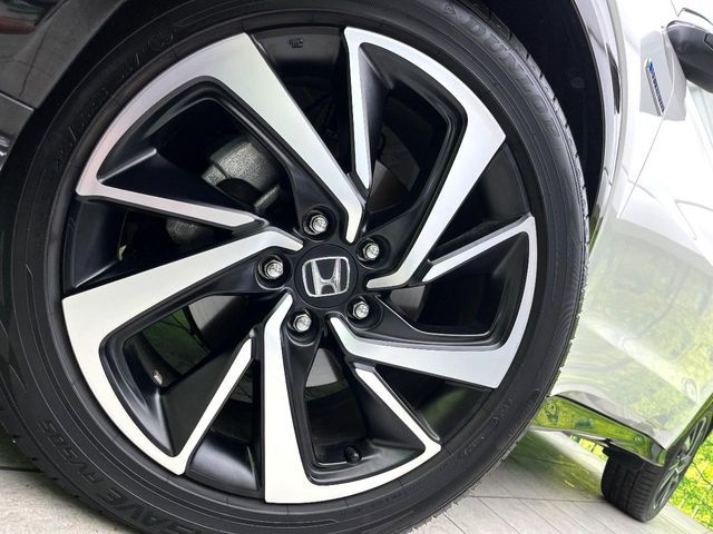 HONDA VEZEL HYBRID 2018