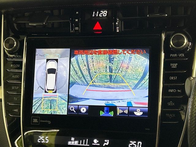 TOYOTA HARRIER 4WD 2017